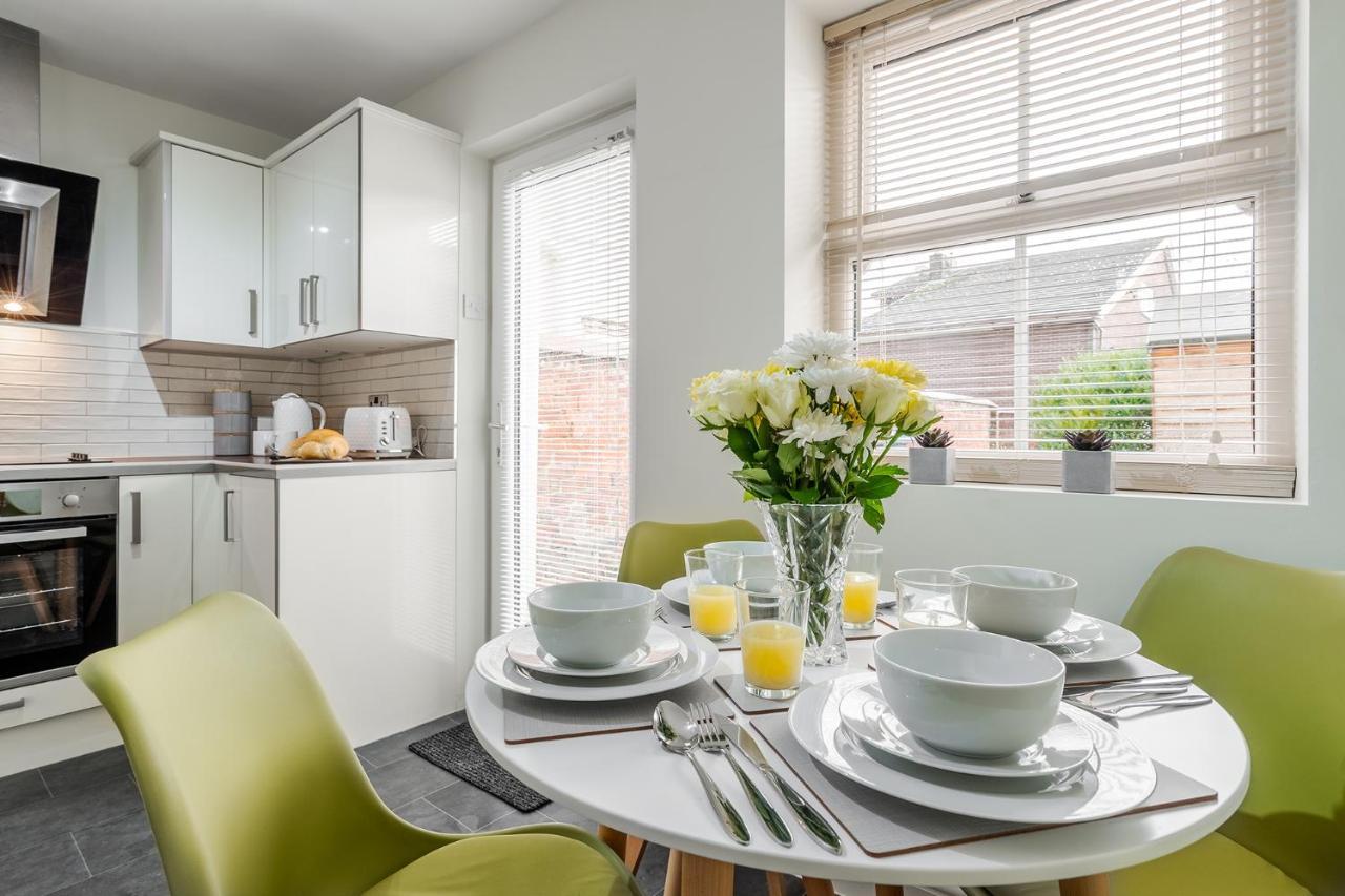 וורי גרין Wrea Cottage, 2 Bedrooms Wifi & Parking Near Ribby Hall מראה חיצוני תמונה